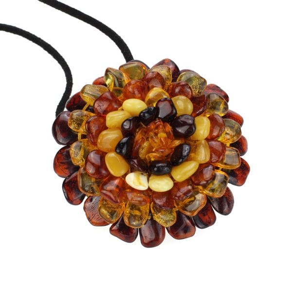 "Gintarinė gėlė" segė - pakabukas.