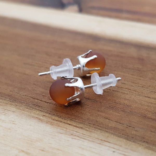 Gintariniai auskarai vinelės