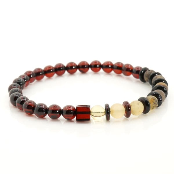 Vėrinys, apyrankė ir auskarai 