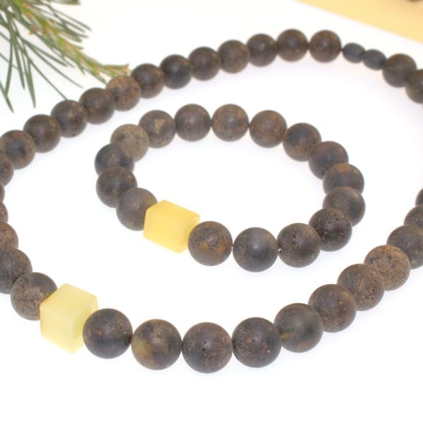 Stambus vėrinys ir apyrankė "Vienas Naktyje"