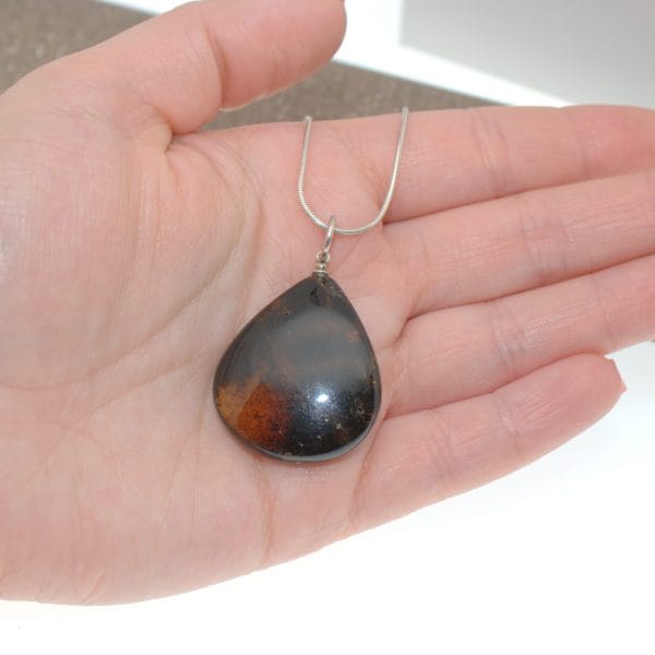 Lašo formos auskarai ir pakabukas