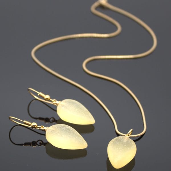 Auskarai ir pakabutis 