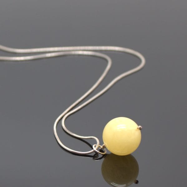 Auskarai ir pakabukas