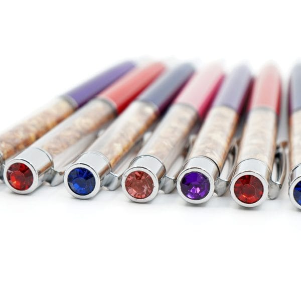 Tušinukai su gintaro gabalėliais