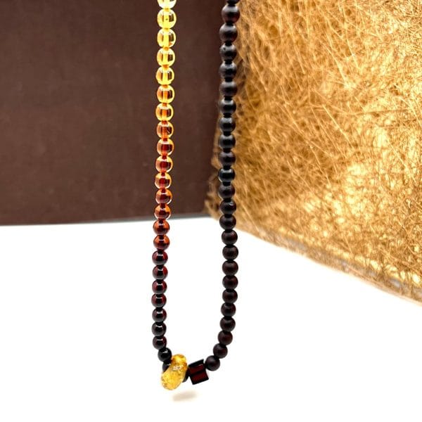 Vėrinys ir apyrankė 