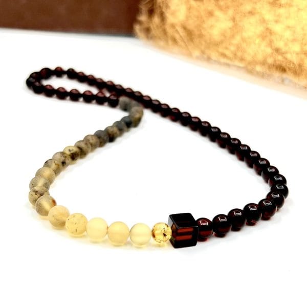 Vėrinys “Mėnulio Užtemimas”