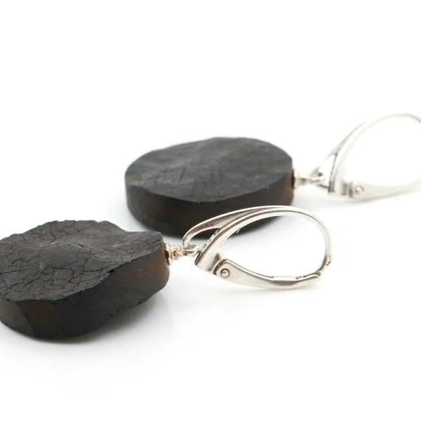 Tamsūs auskarai "Mėnulio krateriai"