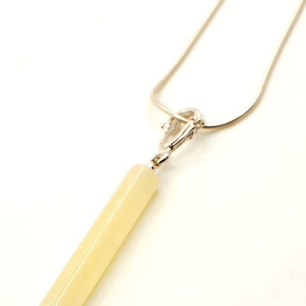 Pakabuko ir auskarų komplektas 