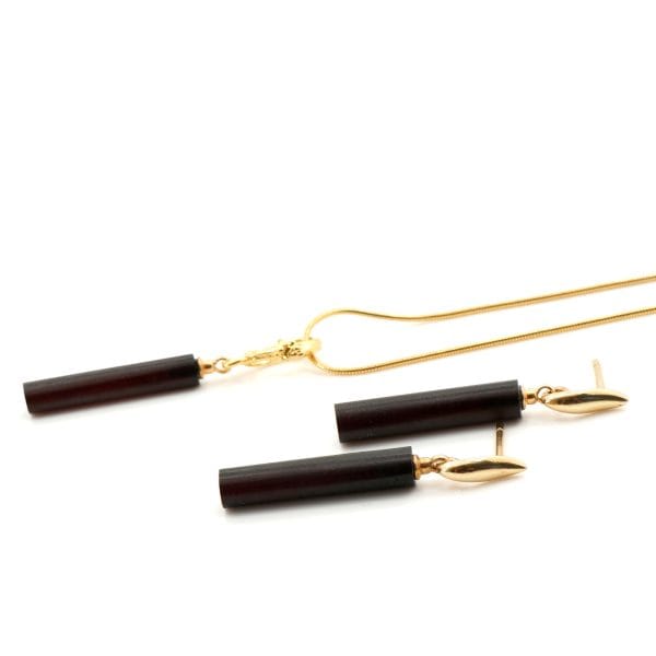 Pakabuko ir auskarų komplektas 