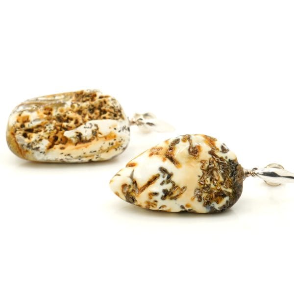 Auskarai “Baltoji plunksna”