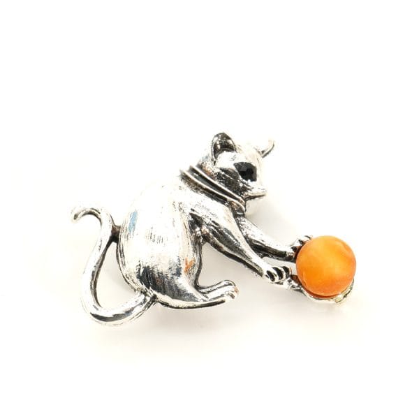 Sagė "Siūlų kamuoliukas"